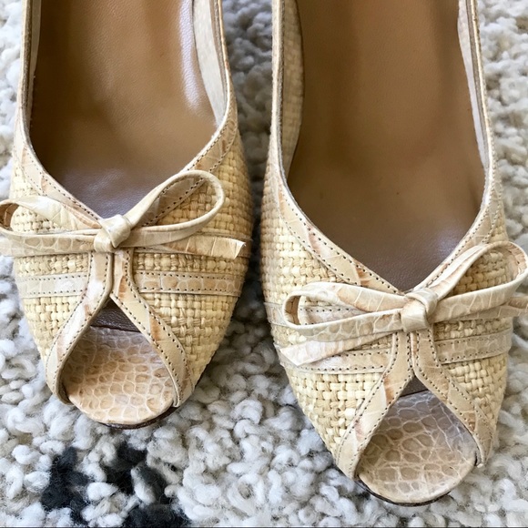 Stuart Weitzman Toesie Cream Raffia Peep Toe Heels - Picture 3 of 7